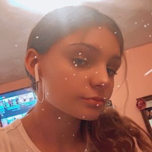 Meet your Posher, Alana